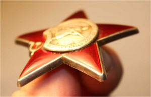 КЗ №3751550 Эмали отличные! Ранний медальон, не дорого!