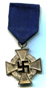 Три Немецкие награды.