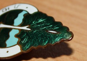 Редкий знак "Люби  лес"