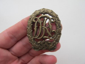 Два неплохих знака!