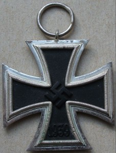 Железный КРЕСТ 2 класса --- в отличном сохране!!! ---