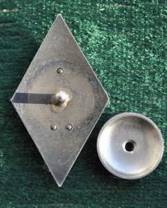 Университетский ромб. На гербе 11 лент.