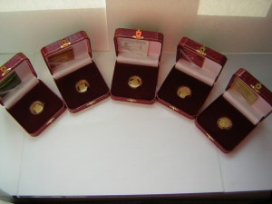 Золотые монеты Беларуси(с бриликами)____5шт.____999 пр