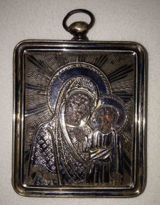 Богородица миниатюра, серебро.