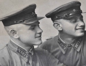 КУРСАНТЫ-КРАСАВЦЫ шифровки ЛКТУ 1940 год.Подписано