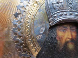 Икона Свытителя Феодосия Угличского. Киот. Серебро.