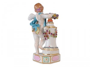 ДЕКОРАТИВНАЯ СТАТУЭТКА "ПУТТИ: Я КОРОНУЮ" MEISSEN