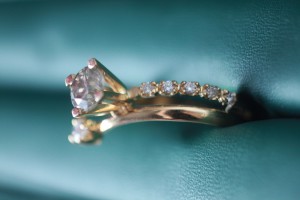 КРАСИВОЕ женское кольцо с 7 Бриллиантами! Больше карата!