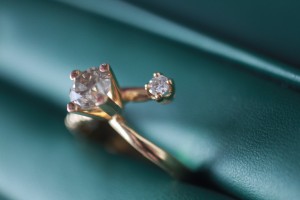 КРАСИВОЕ женское кольцо с 7 Бриллиантами! Больше карата!