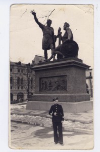 Четыре фото Речники разные Амурская речная флотилия и т.д.