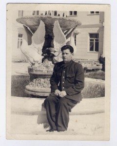 Четыре фото Речники разные Амурская речная флотилия и т.д.