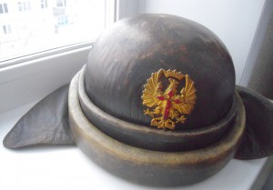Шлем испанского танкиста.