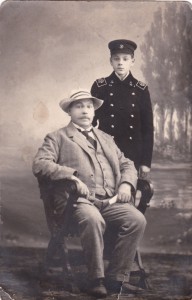 Фото царизм, вопрос по мундирам.