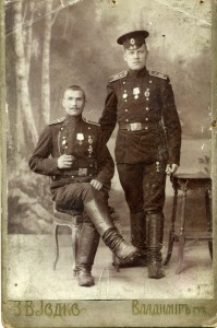 Гренадеры 9-го Гренадерского полка с полковиками