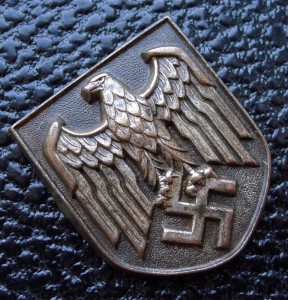 Орёл на пробковый шлем. Латунь. Рейх.