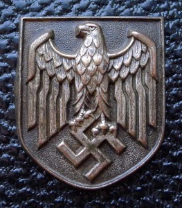 Орёл на пробковый шлем. Латунь. Рейх.