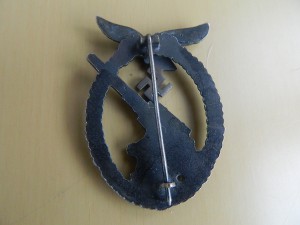 3 рейх 10 знаков и 1 крест