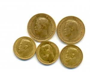 3 пятерки 2 десятки