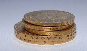 3 пятерки 2 десятки