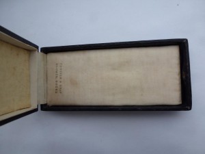 "Крест немецкой матери" в золоте,в футляре!