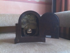 Настольные, каминные часы "HAU" США-Германия, 1930 г.