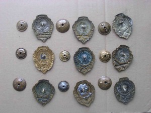 9 шт отличников (тракторист,снайпер,тракторист,разведчик....
