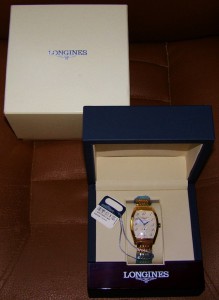 LONGINES золото 750, на зол. браслете.