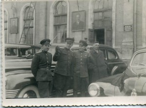 Солянка из фото. Летчики, танкисы, связисты, артелеристы....