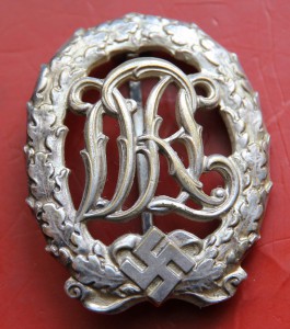 Крест 1 класса за 1 мировую и другие знаки и награды.