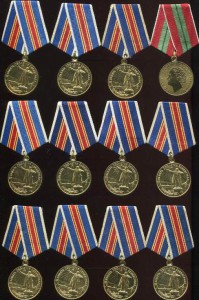 ЛЕНИНГРАДЫ  В КОЛИЧЕСТВЕ
