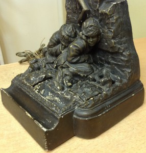 Лампа-письменный прибор 20-х годов Беспризорники у костра