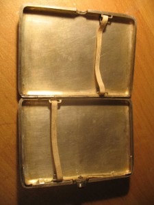 Портсигар 84, перегородчатая эмаль .