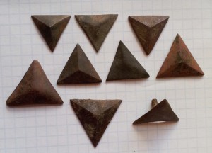 Петличные треугольники