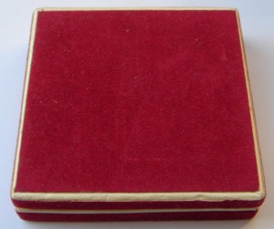 50 лет ВЛКСМ в коробке, настольная медаль