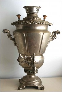 Самовар "Ферзь" Братьев Рузиных в Туле.