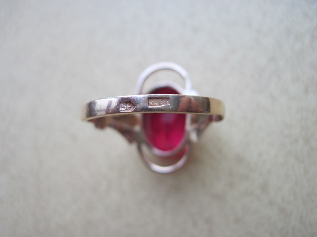 Кольцо с рубином 583