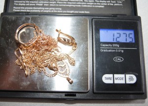 золото . цепи кольца ...