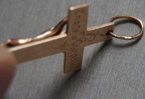 крест 10гр 585