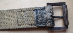 Ремень с кожаной вставкой. остатки штампа.
