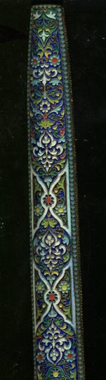 Кинжал.