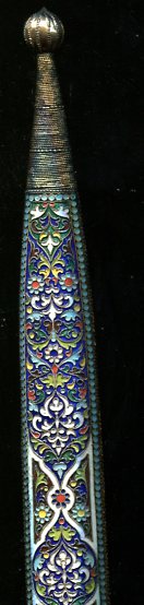 Кинжал.