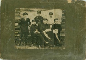 Фото 1928г. 6 чел.