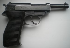 Walter P 38 (любимый пистолет Гитлера)