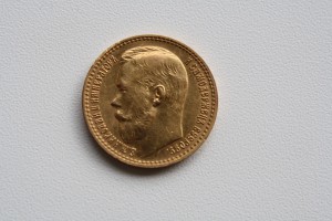 Восемь золотых монет Николая 2 - от 5р до 15р