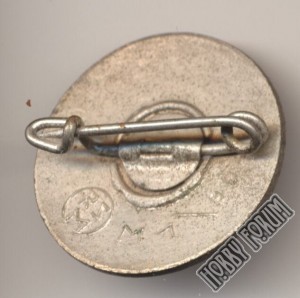 Партийные значки NSDAP