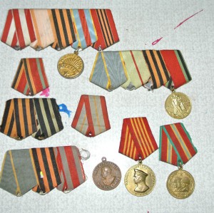 юбилейные медали и немного боевых около 200 шт