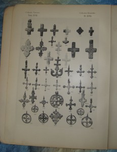 Книга Древности Русских Кресты и Образки,Киев 1900 год