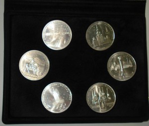 Олимпиада - 80 в футляре /медно-никель, АЦ/