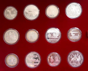 Олимпиада в футляре 28 шт.серебро