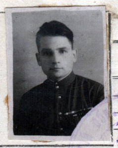 КЗ №66**, Мондвор. 1938 год.Летчик.